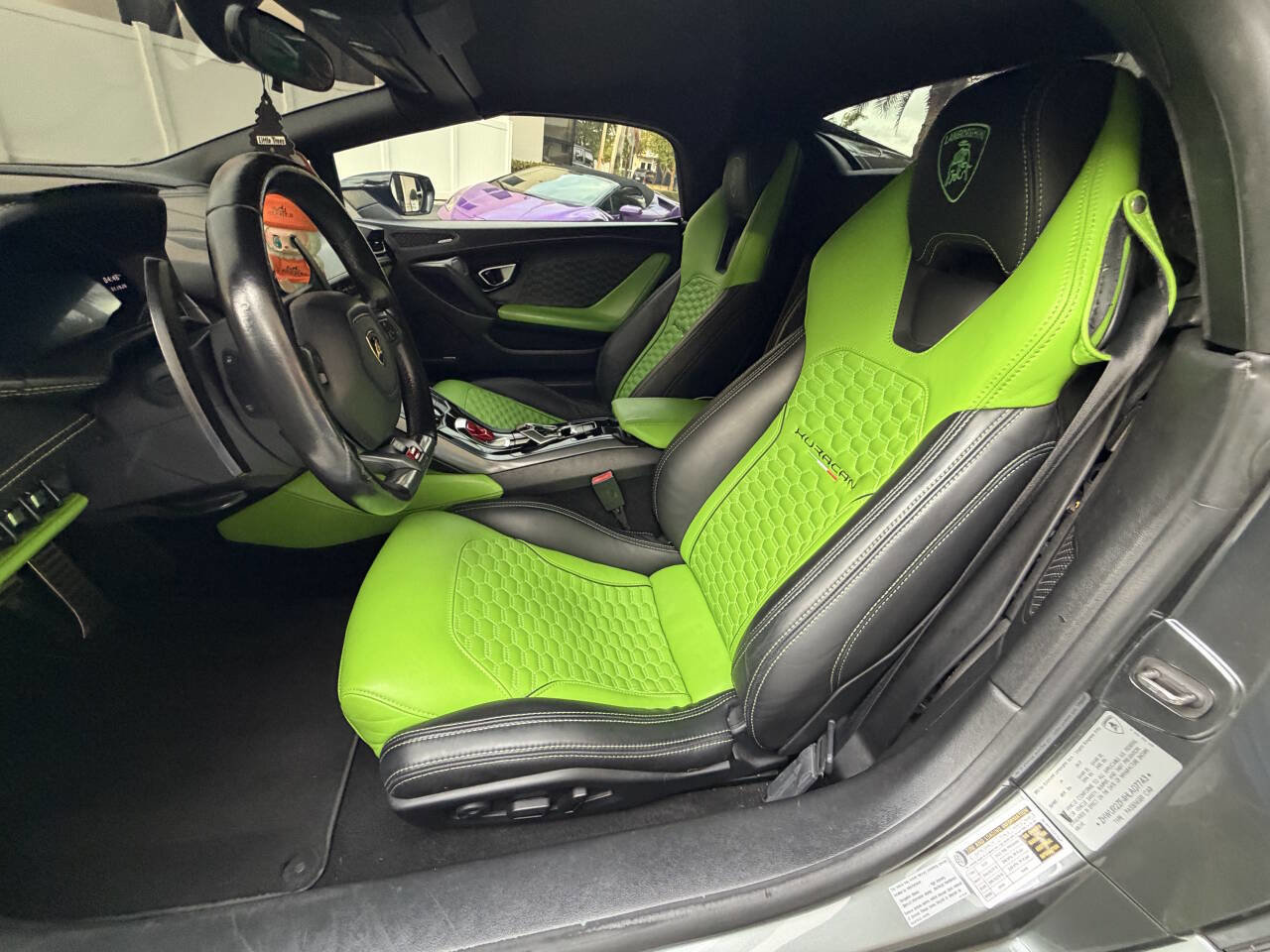 Used 2017 Lamborghini Huracan LP 580-2 RWD image 11