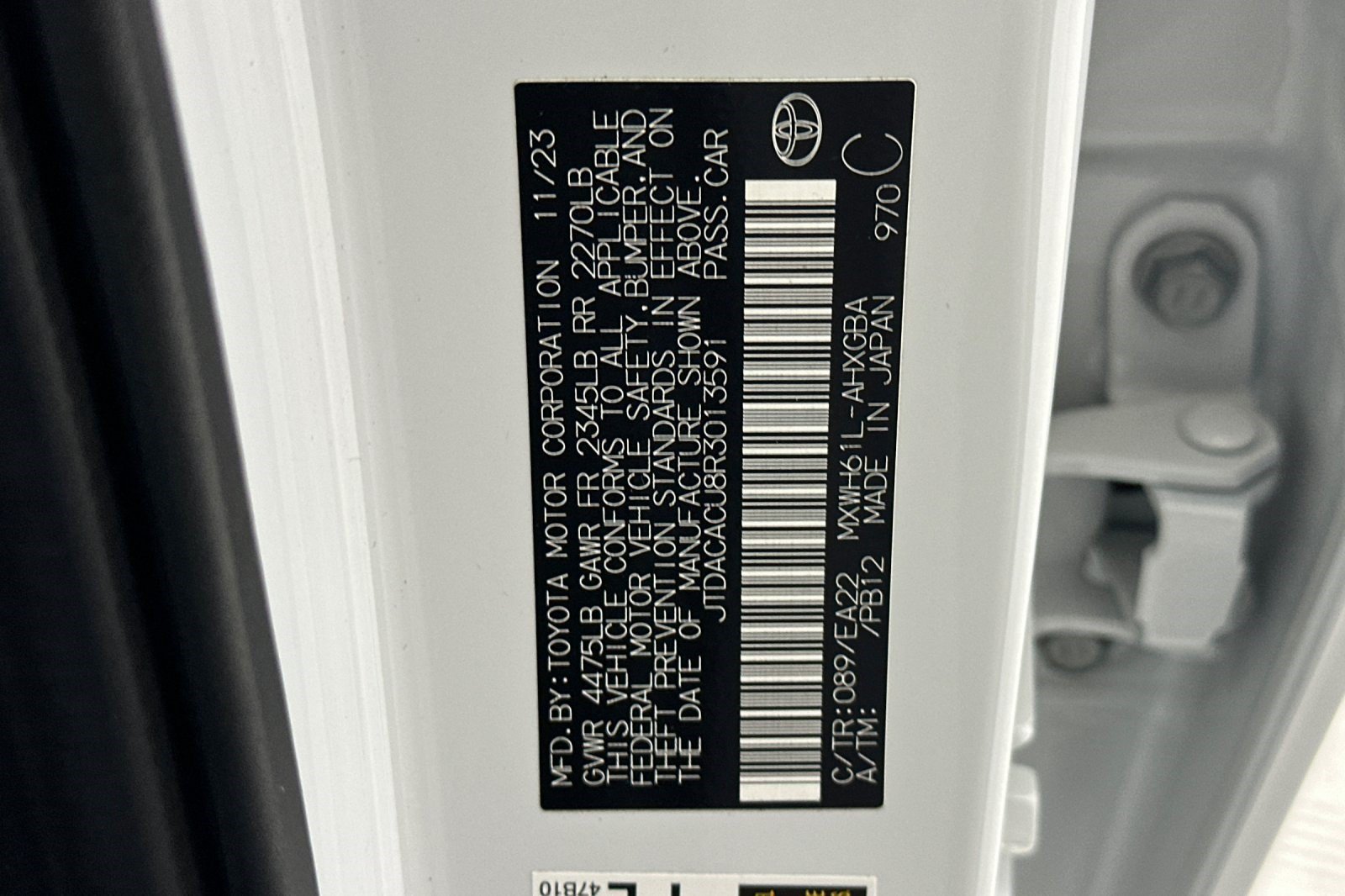 Used 2024 Toyota Prius Prime FWD image 27