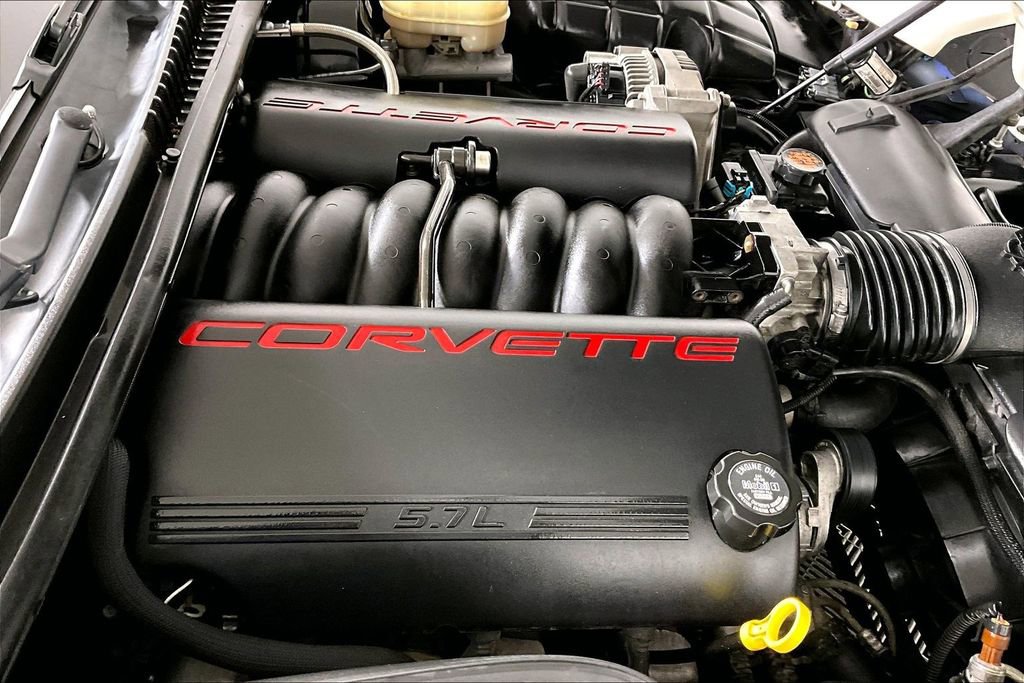 Used 2002 Chevrolet Corvette Coupe w/ Preferred Equipment Group2 image 22