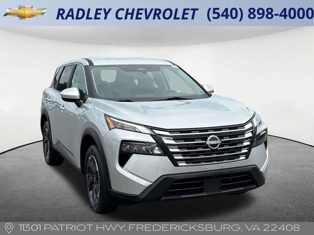 Used 2024 Nissan Rogue SV AWD/4WD image 32
