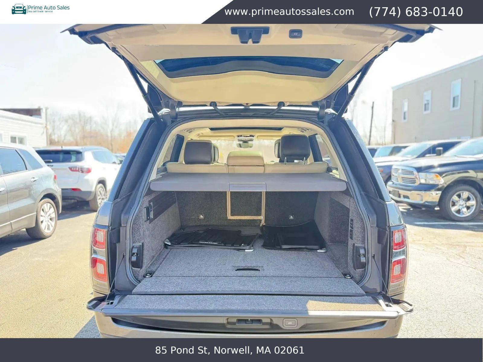 Used 2018 Land Rover Range Rover Supercharged AWD/4WD image 8