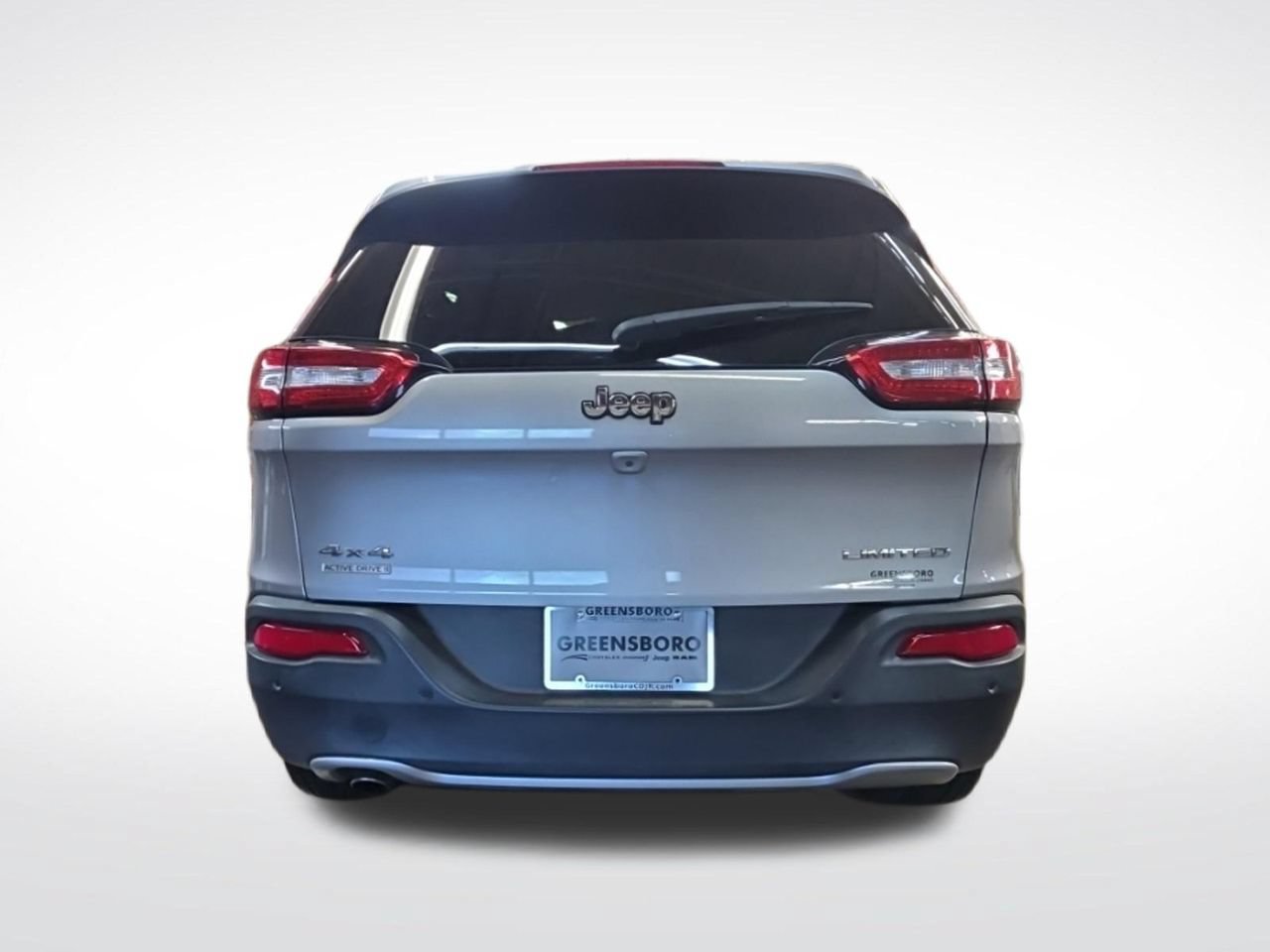 Used 2015 Jeep Cherokee Limited w/ Luxury Group AWD/4WD image 6