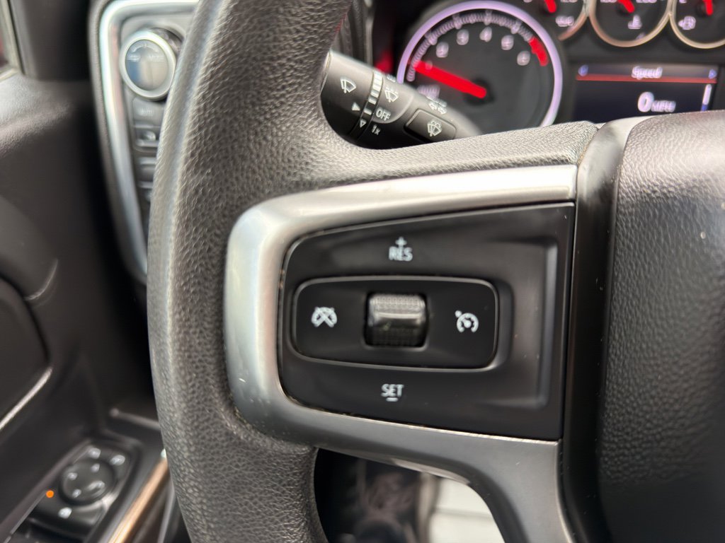 Used 2020 Chevrolet Silverado 1500 LT image 18