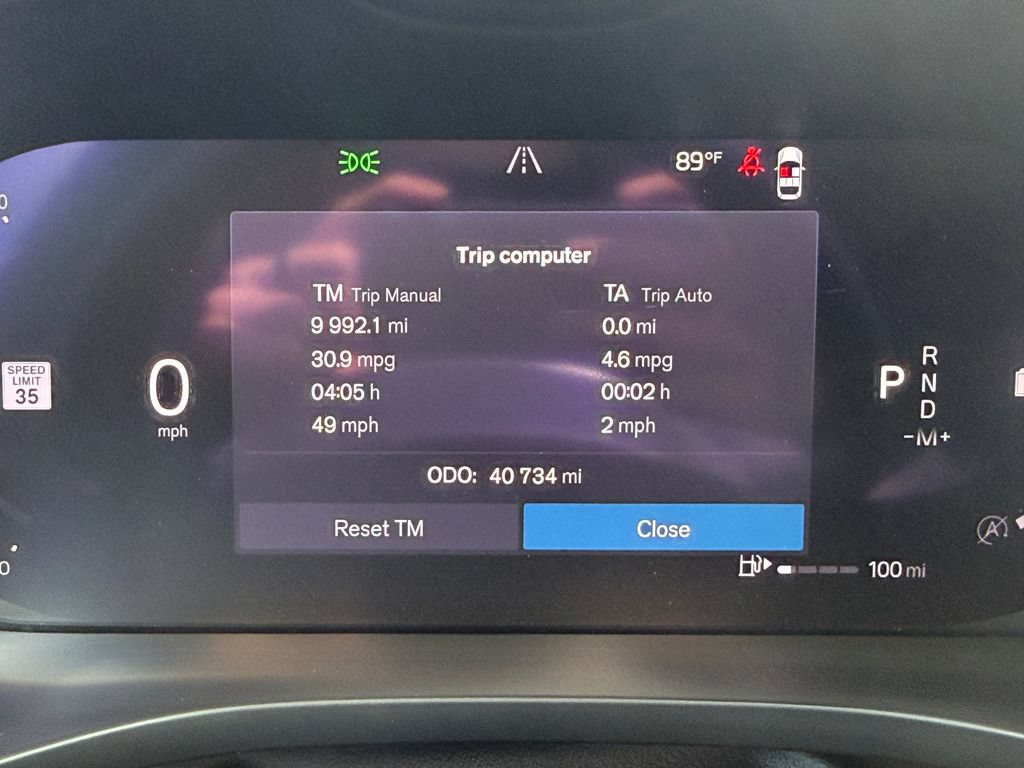 Used 2023 Volvo XC60 B5 Plus AWD/4WD image 2