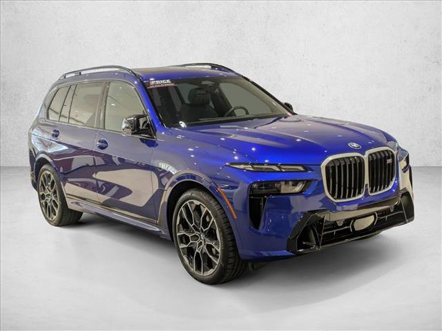 Used 2025 BMW X7 M60i image 3