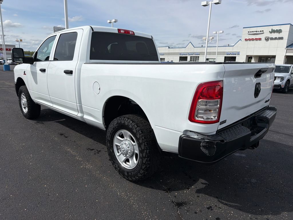 Used 2024 RAM 3500 Tradesman AWD/4WD image 3