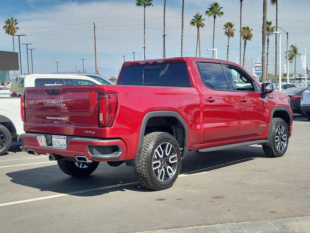 Used 2023 GMC Sierra 1500 AT4 w/ AT4 Premium Package AWD/4WD image 4
