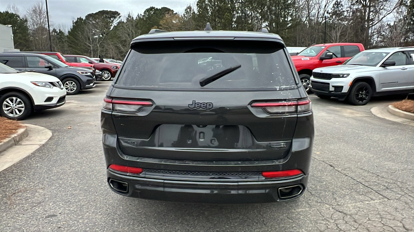 Used 2024 Jeep Grand Cherokee L Summit image 9