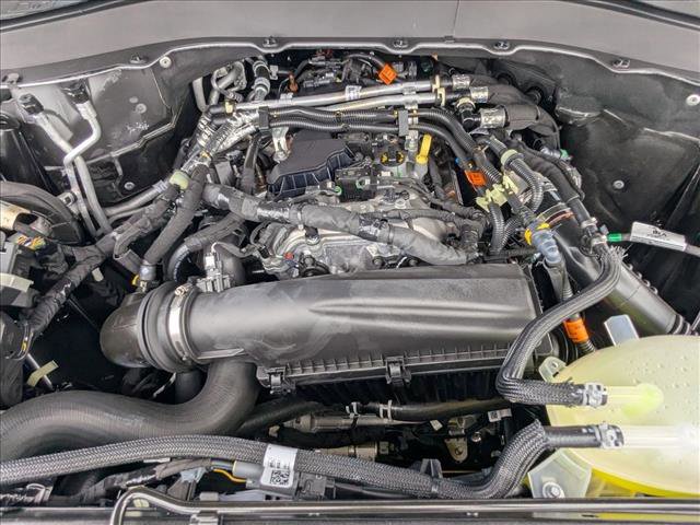 New 2025 Ford Explorer Active w/ Active Comfort Package image 16