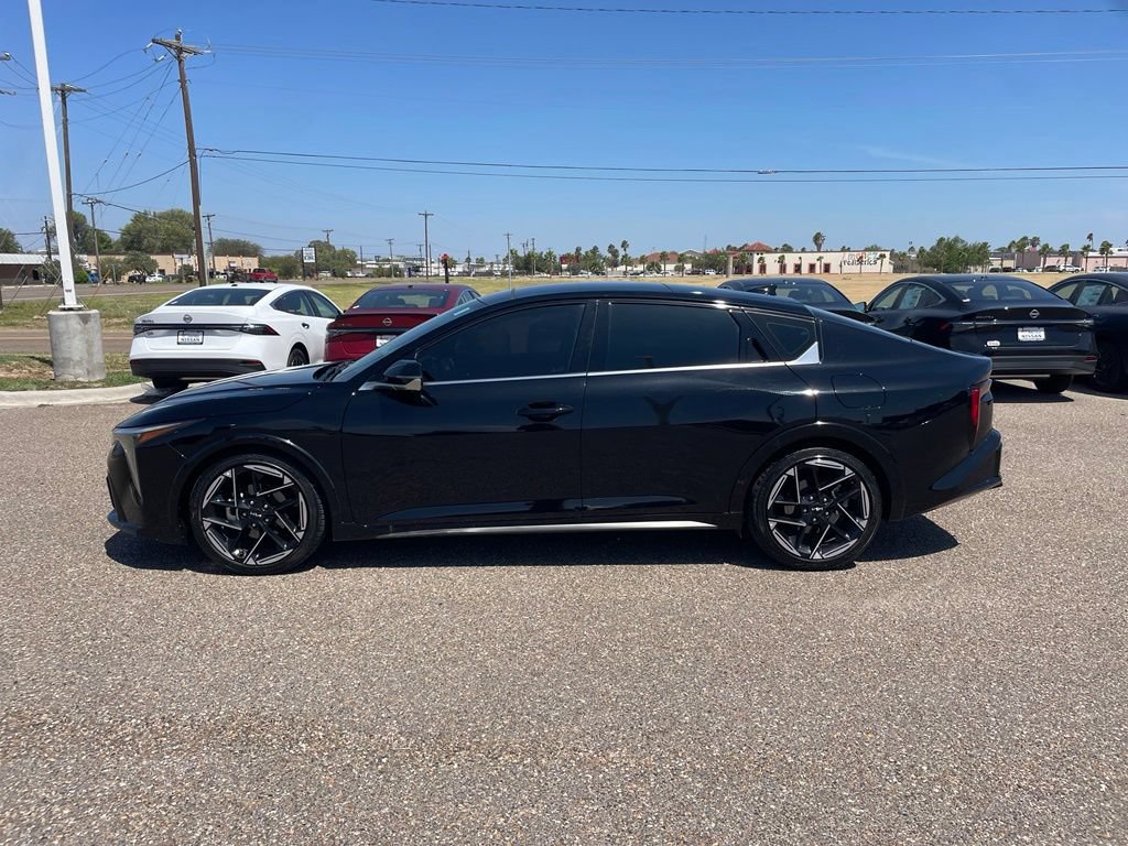 Used 2025 Kia K4 GT-Line w/ GT-Line Premium Package FWD image 4