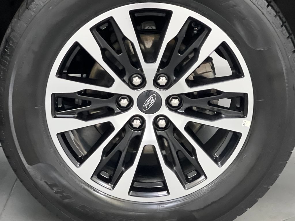 Used 2025 Ford Expedition Max Platinum AWD/4WD image 84