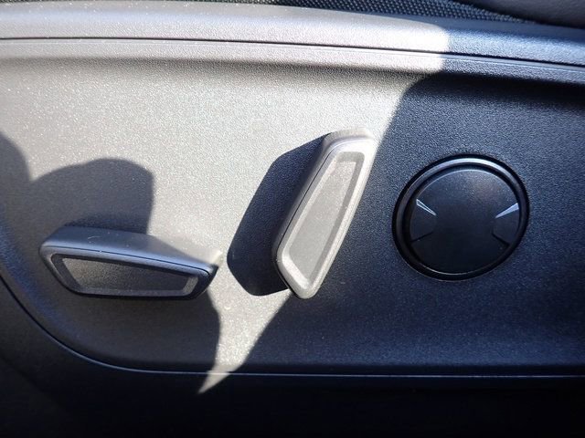 New 2026 Ford Escape ST-Line Select w/ Tech Pack #1 AWD/4WD image 17