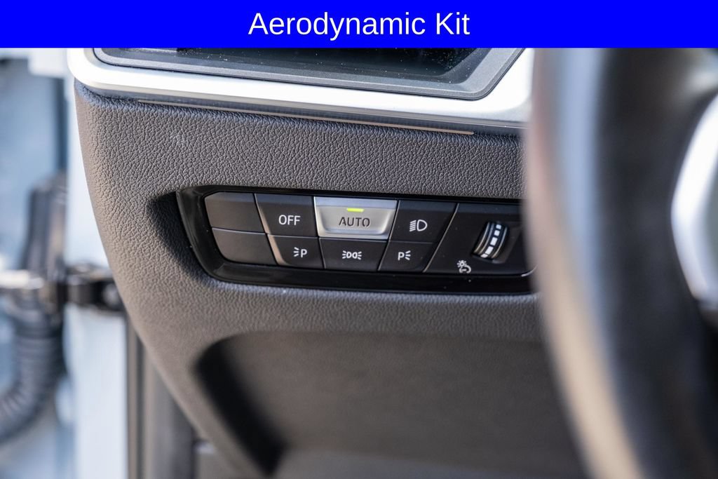 Used 2024 BMW 330i xDrive Sedan w/ M Sport Package AWD/4WD image 25