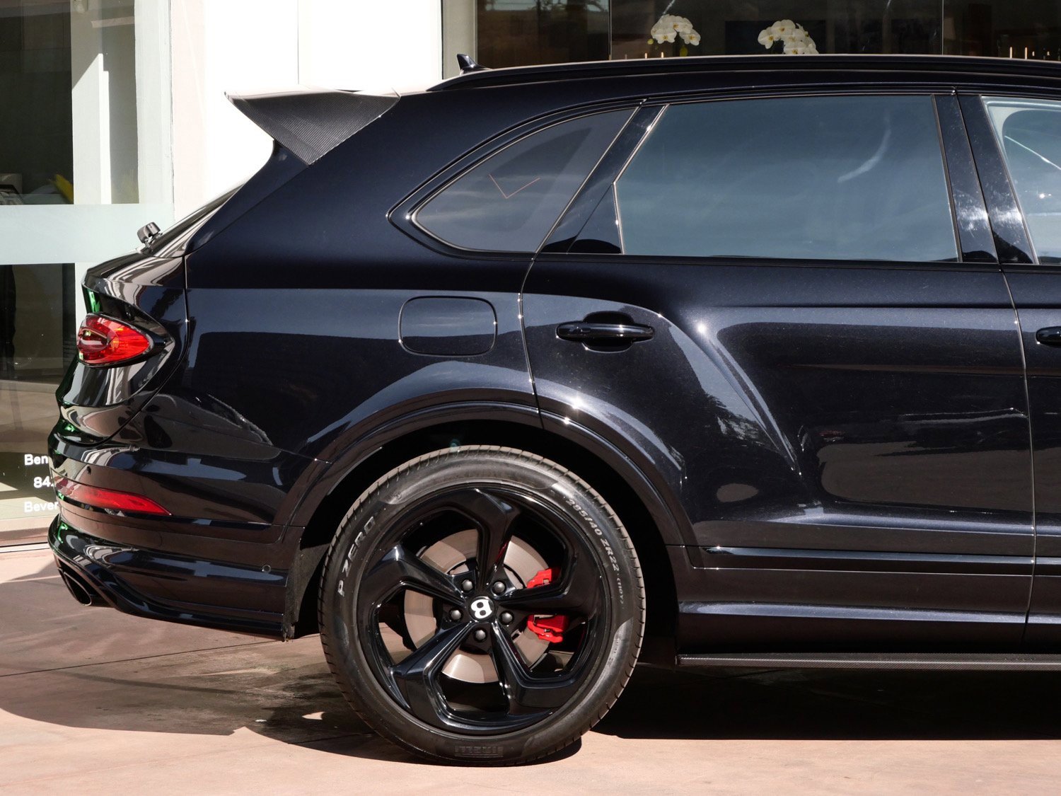 Used 2022 Bentley Bentayga S image 9