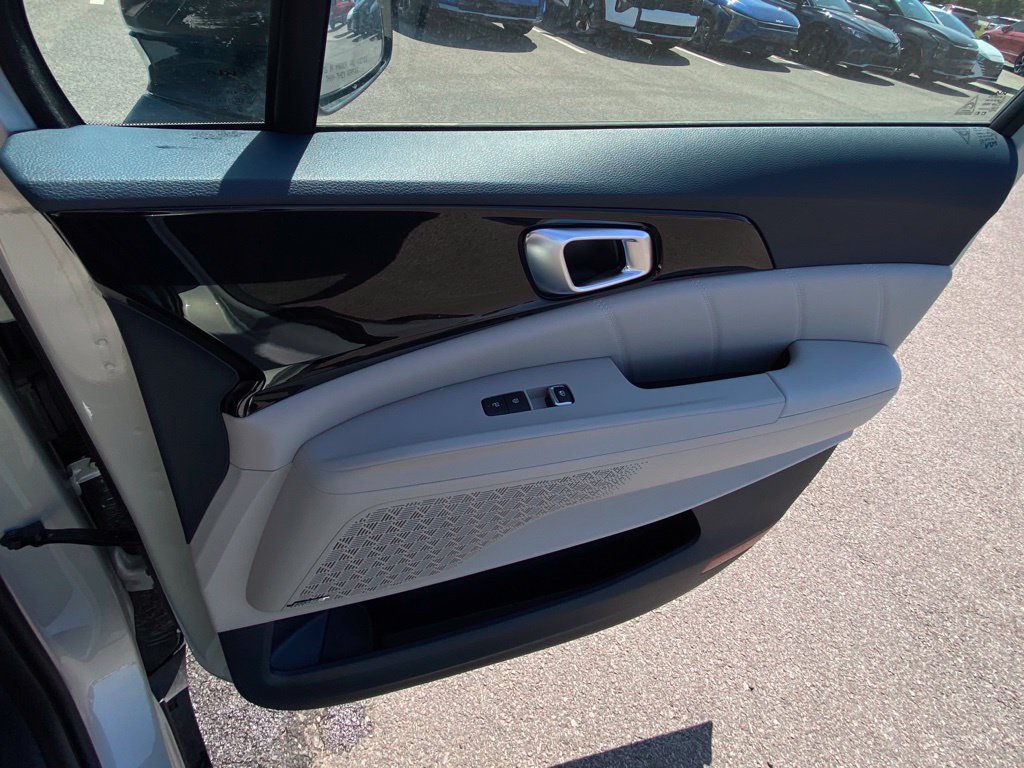 New 2026 Kia Carnival SX Prestige FWD image 26