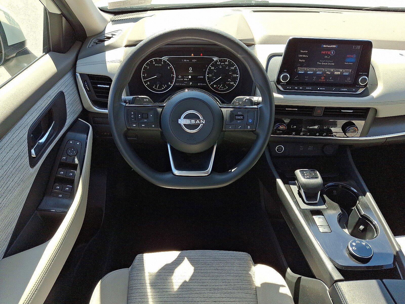 Used 2023 Nissan Rogue SV AWD/4WD image 13