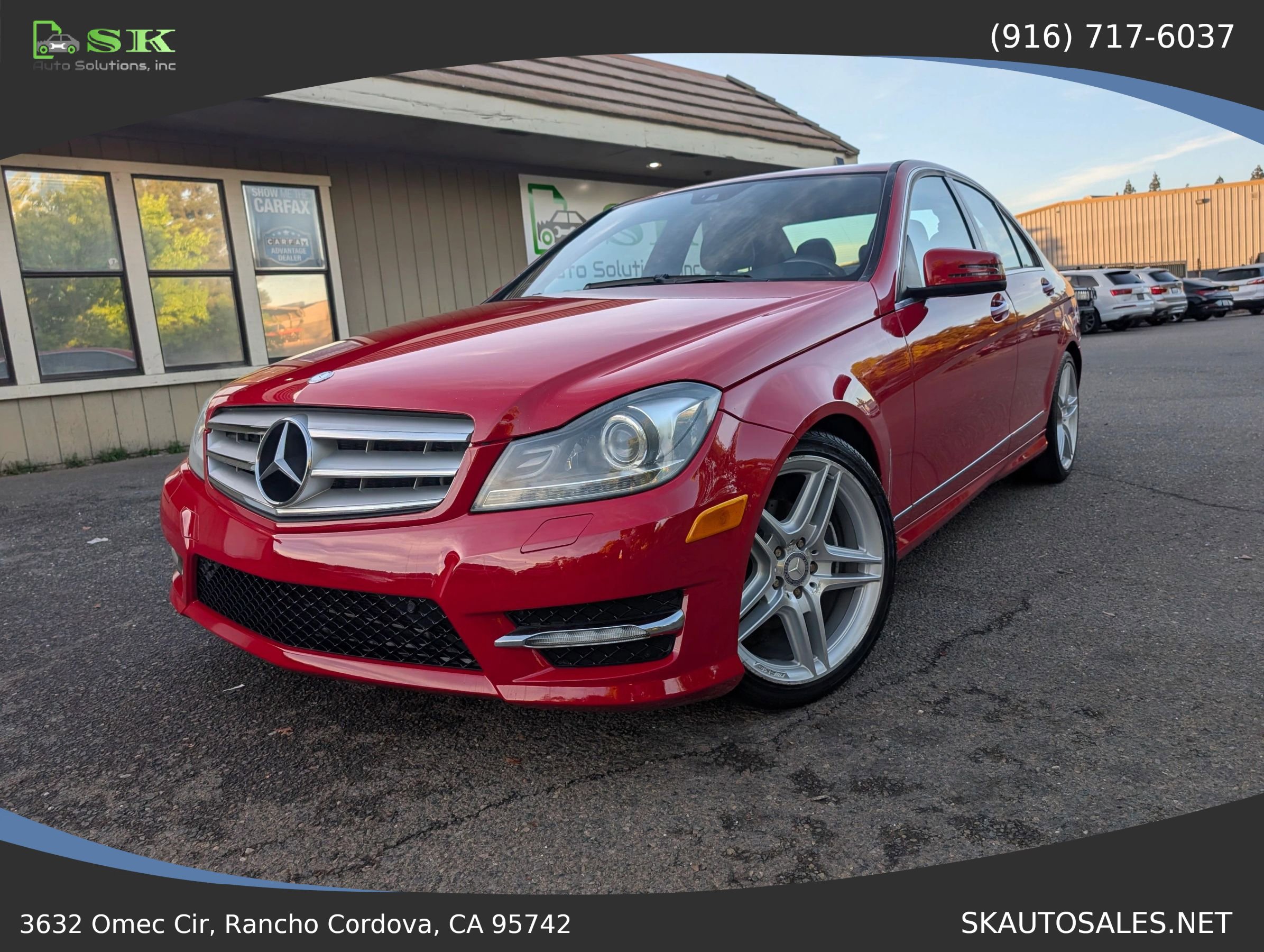 Used 2012 Mercedes-Benz C 300 4MATIC Sedan image 1