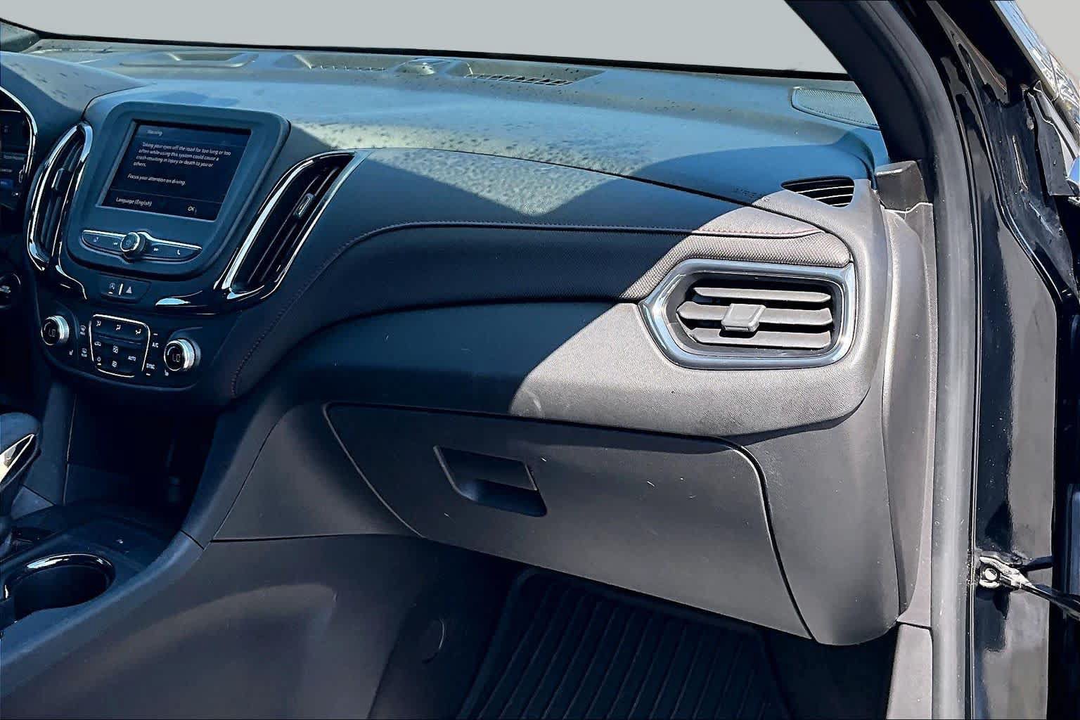 Used 2023 Chevrolet Equinox RS FWD image 18