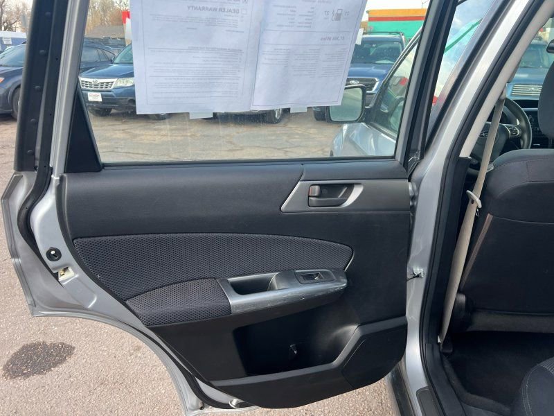 Used 2013 Subaru Forester 2.5X image 11