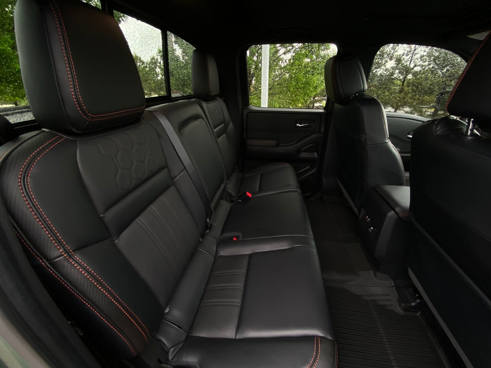 Used 2023 Nissan Frontier PRO-4X w/ Pro-4X Premium Package image 32