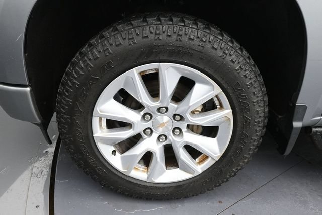 Used 2024 Chevrolet Silverado 1500 Custom AWD/4WD image 21
