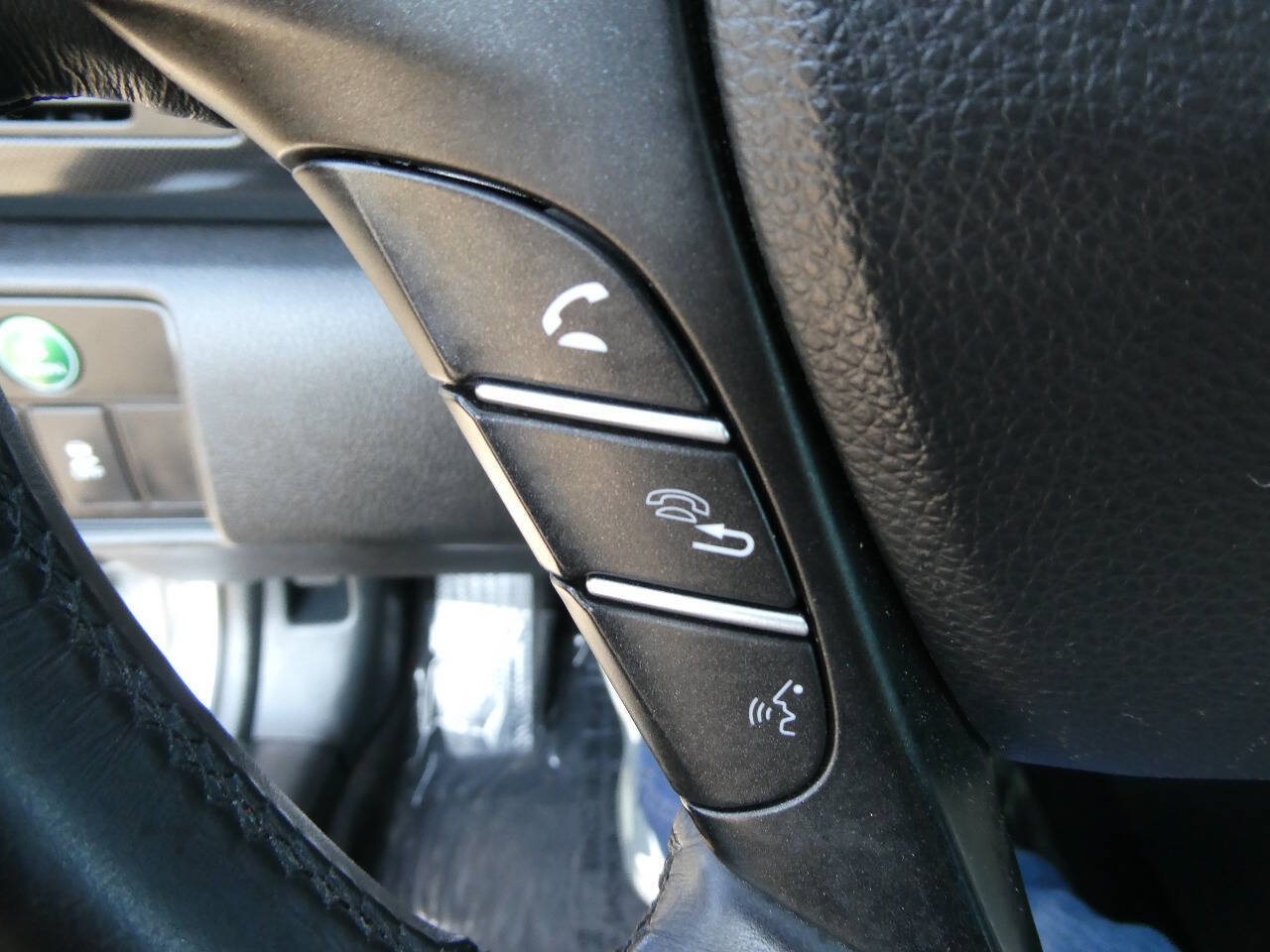 Used 2015 Honda Accord EX-L image 13