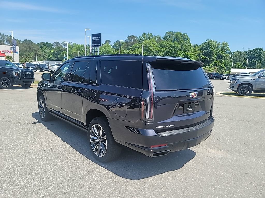 Certified 2026 Cadillac Escalade ESV Sport w/ Touring Package AWD/4WD image 6