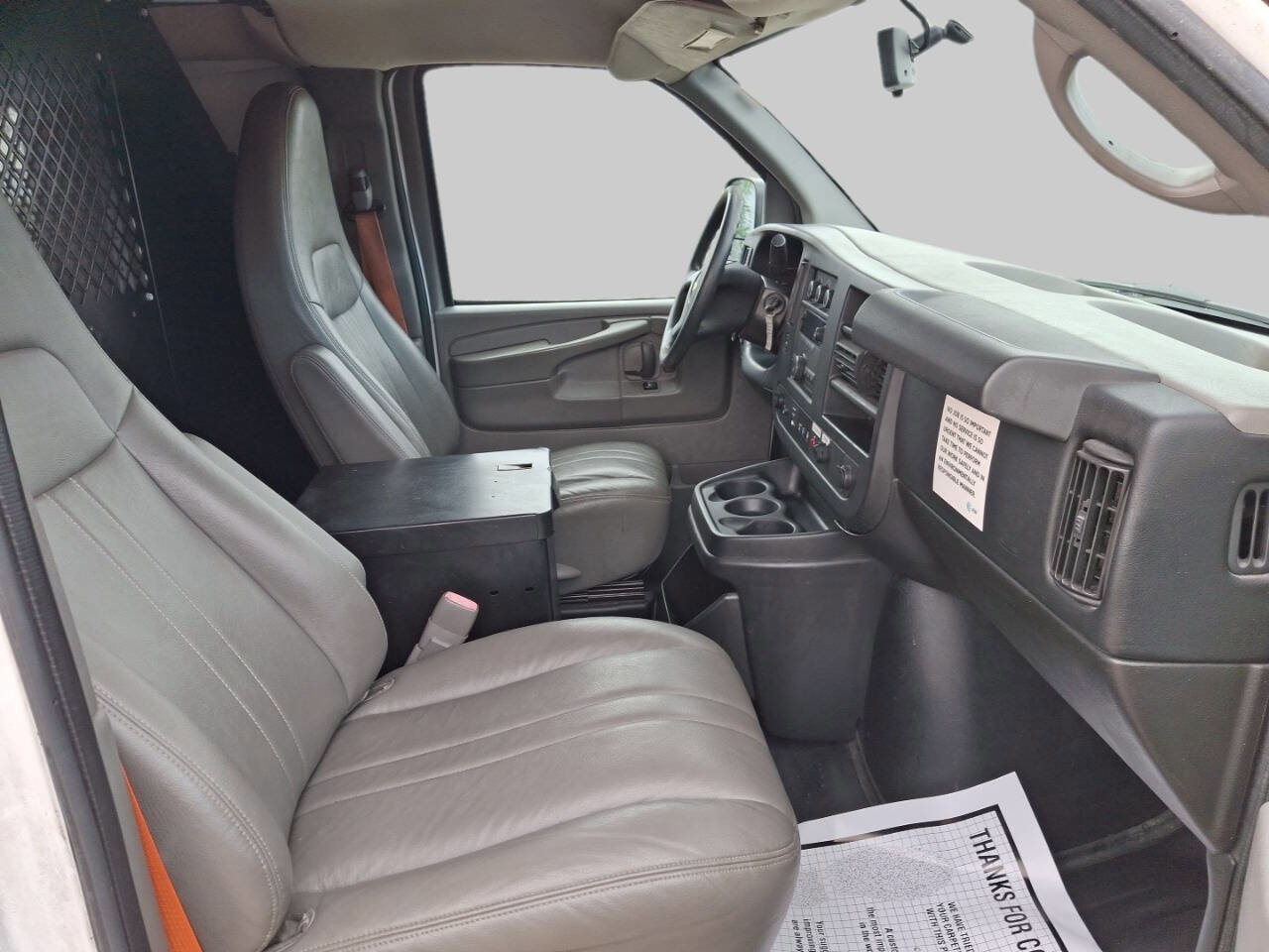 Used 2014 Chevrolet Express 2500 image 17