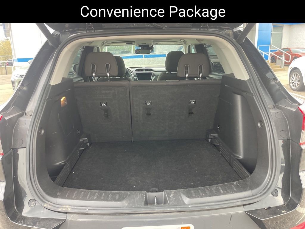 Used 2021 Chevrolet TrailBlazer LT w/ Sun and Liftgate Package FWD image 11