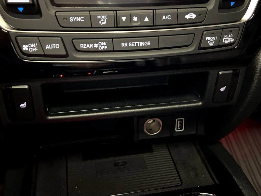 Used 2022 Honda Ridgeline Black Edition image 17