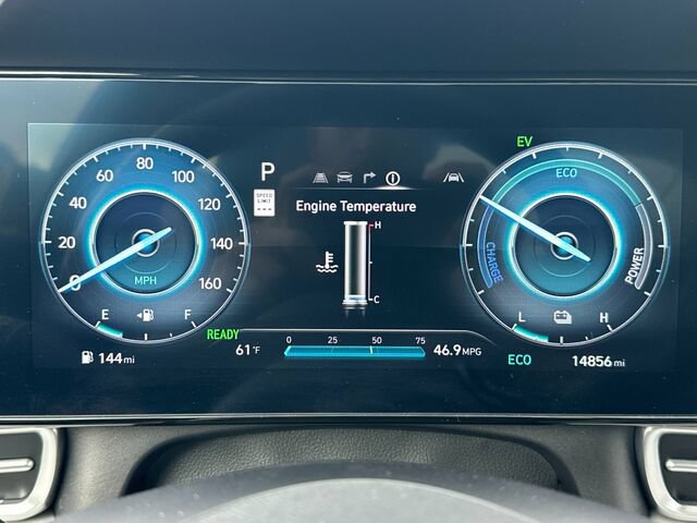 Used 2024 Hyundai Elantra Limited FWD image 30