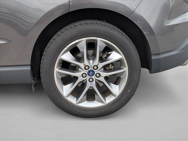 Used 2018 Ford Edge Titanium w/ Technology Package FWD image 21