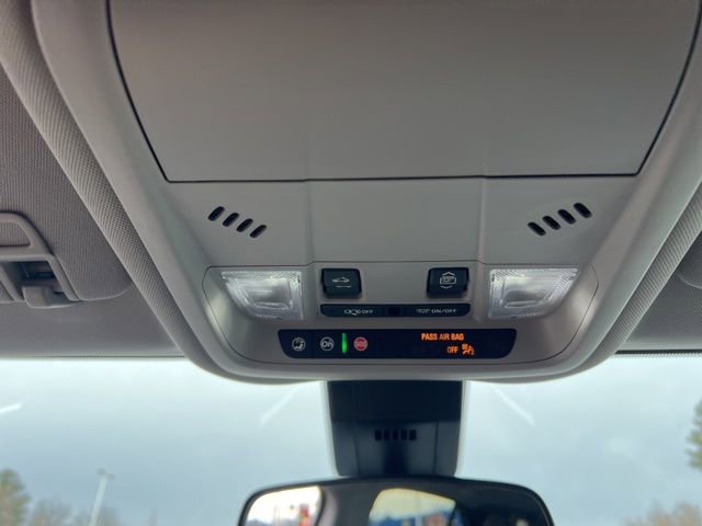 Used 2023 Chevrolet Equinox LT image 24