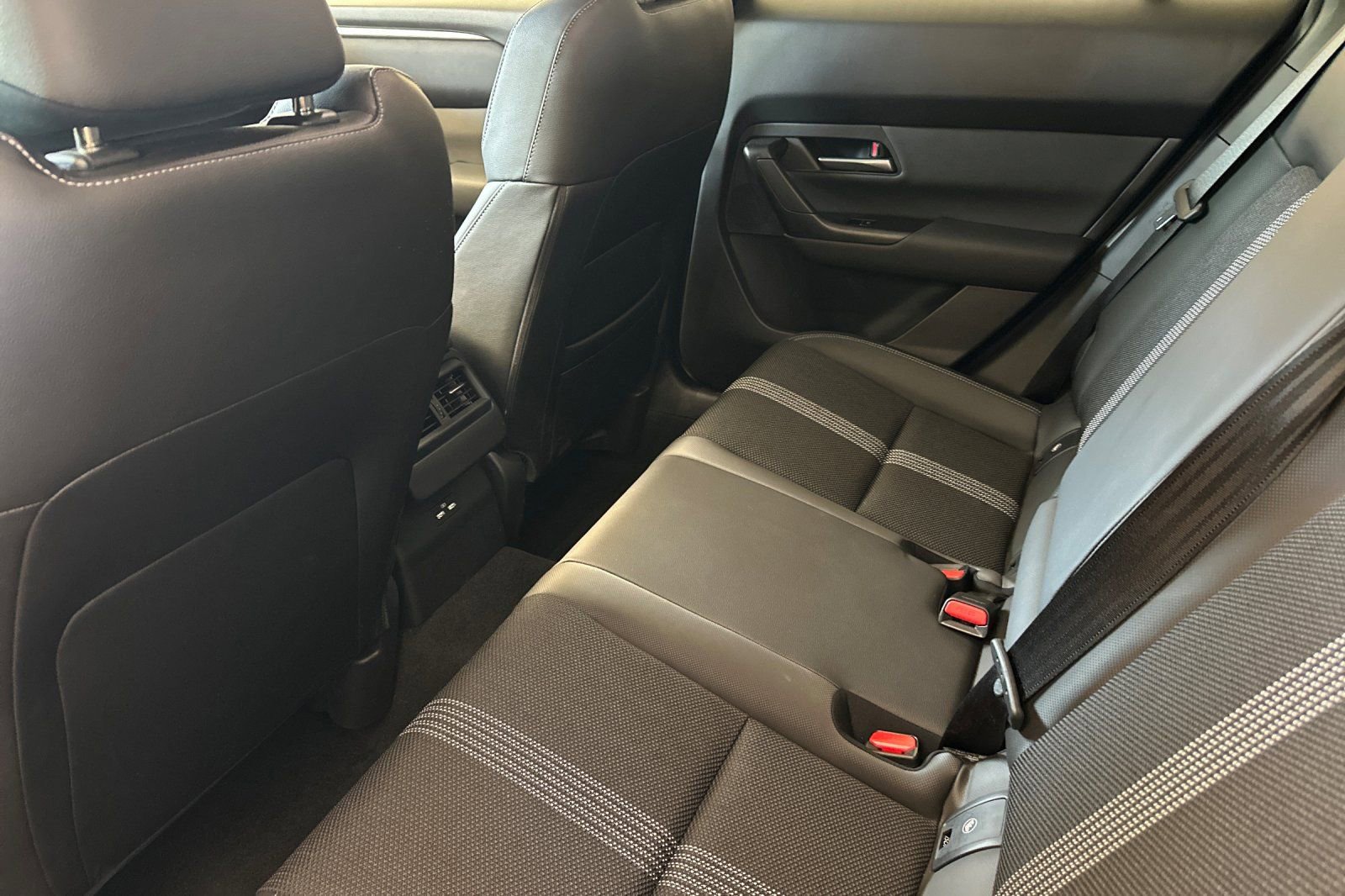 Used 2024 MAZDA CX-50 AWD 2.5 S w/ Select Package image 12