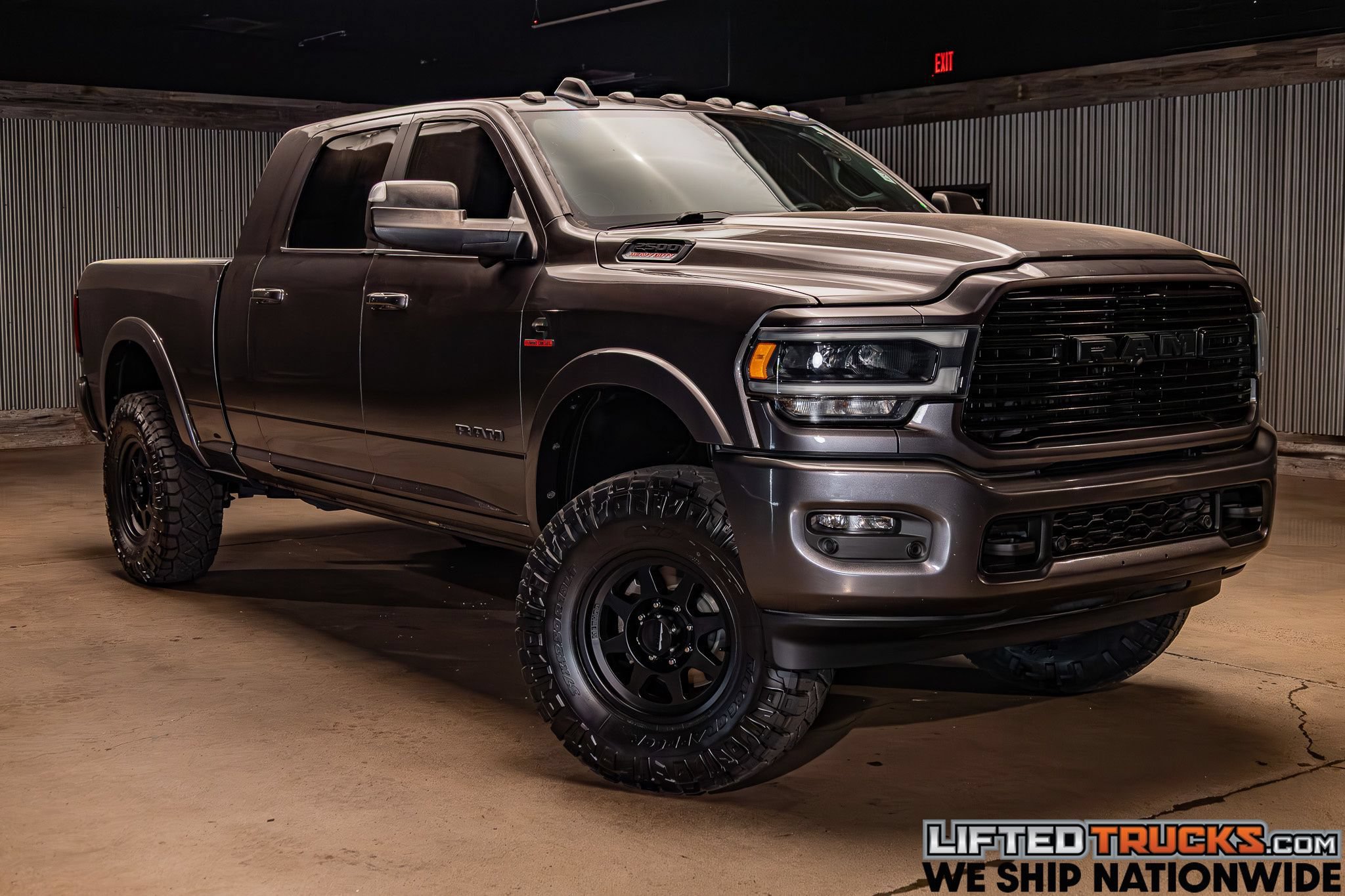 Used 2021 RAM 2500 Laramie AWD/4WD image 1