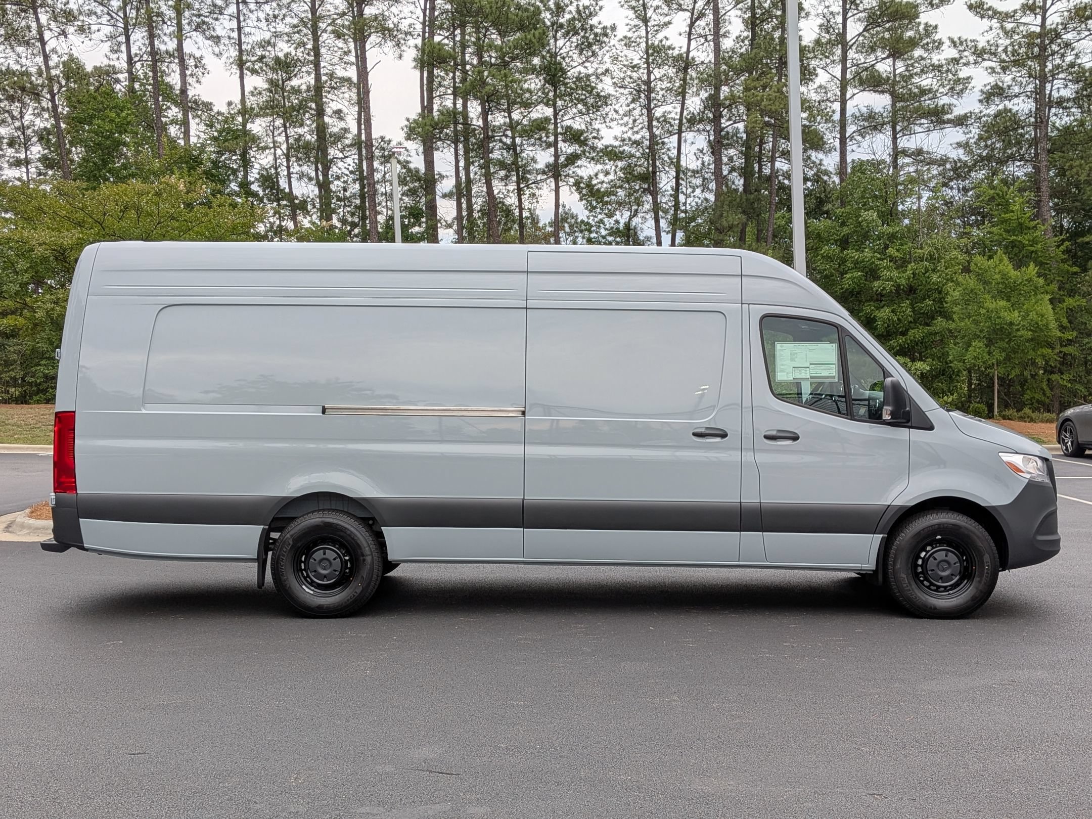 New 2026 Mercedes-Benz Sprinter 2500 image 11