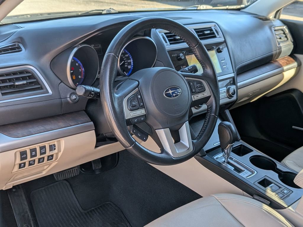 Used 2016 Subaru Outback 3.6R Limited AWD/4WD image 32