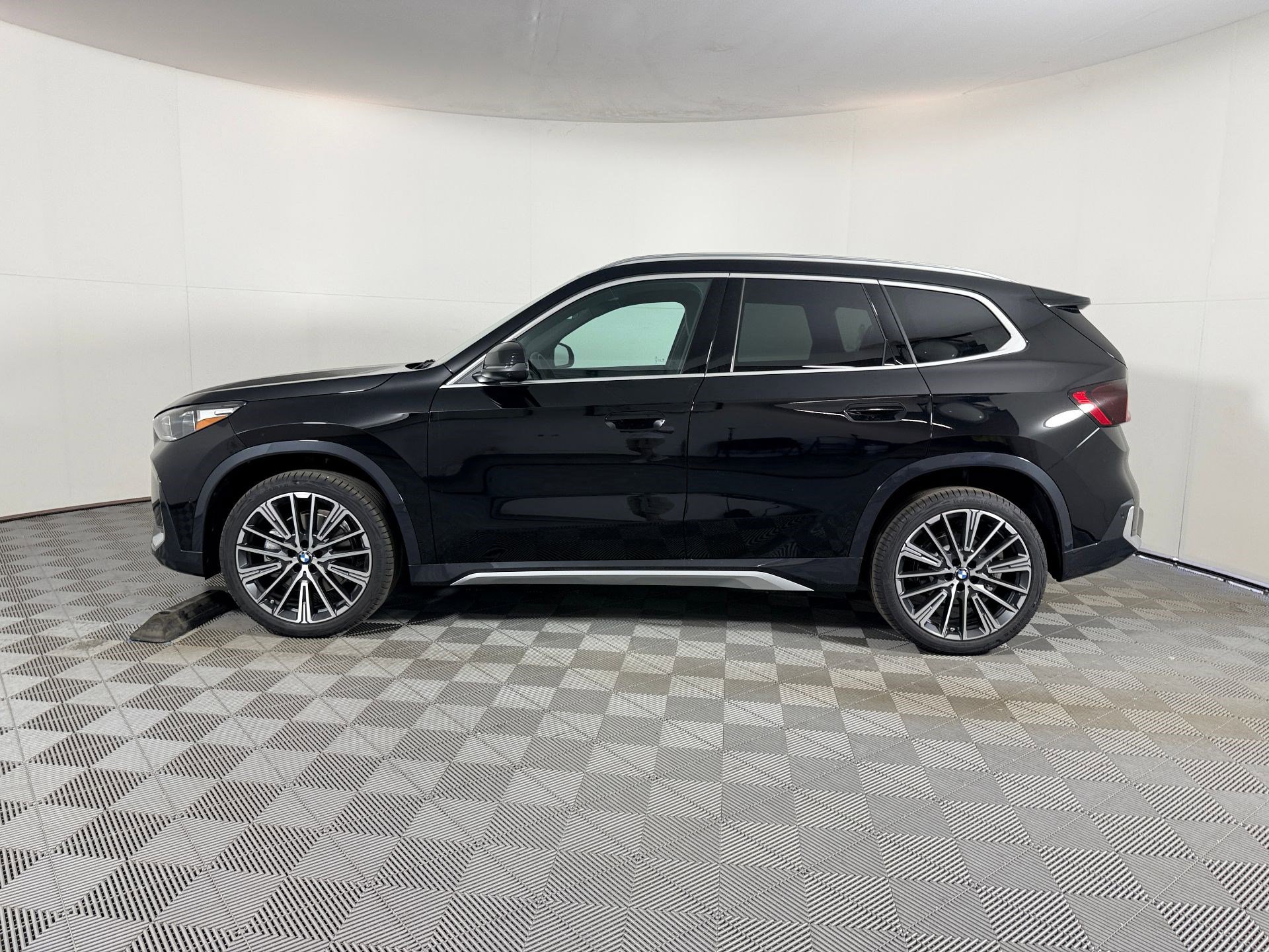 Used 2026 BMW X1 xDrive28i w/ Technology Package image 53