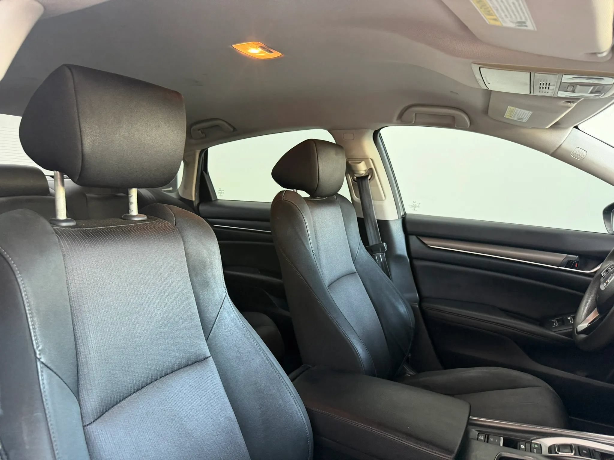 Used 2019 Honda Accord Hybrid image 29