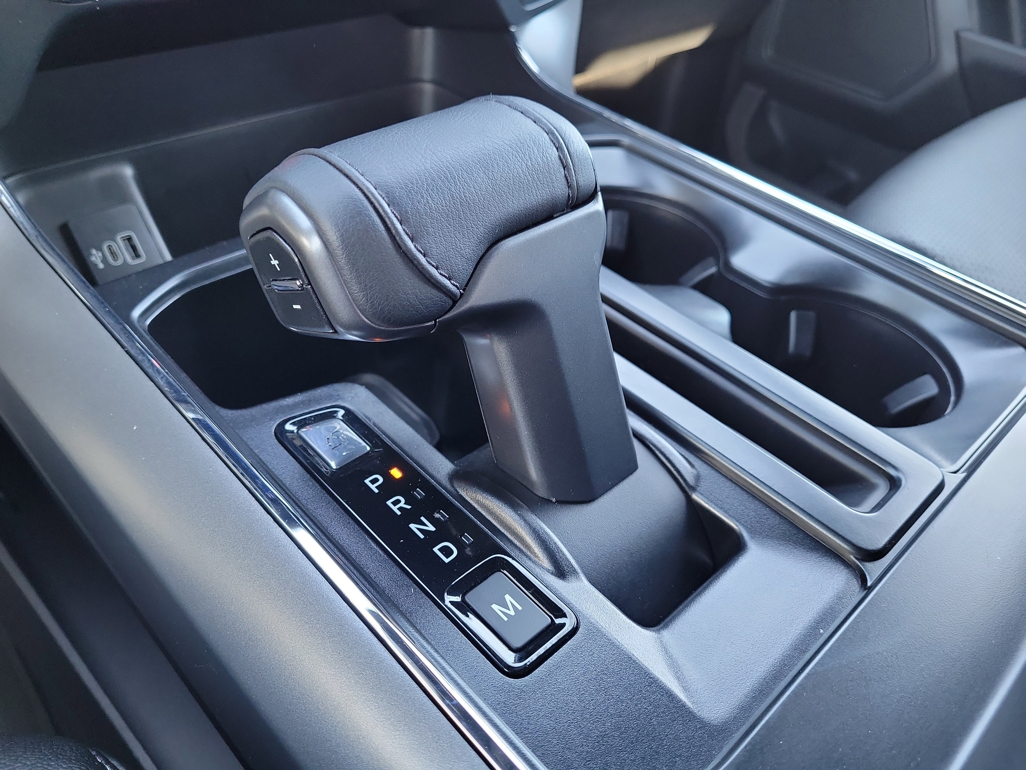 New 2025 Ford F150 XLT w/ Equipment Group 302A MID image 35