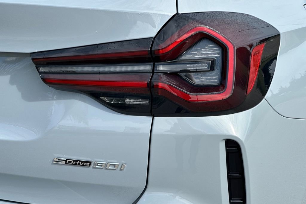 Used 2022 BMW X3 sDrive30i w/ M Sport Package 2 image 33