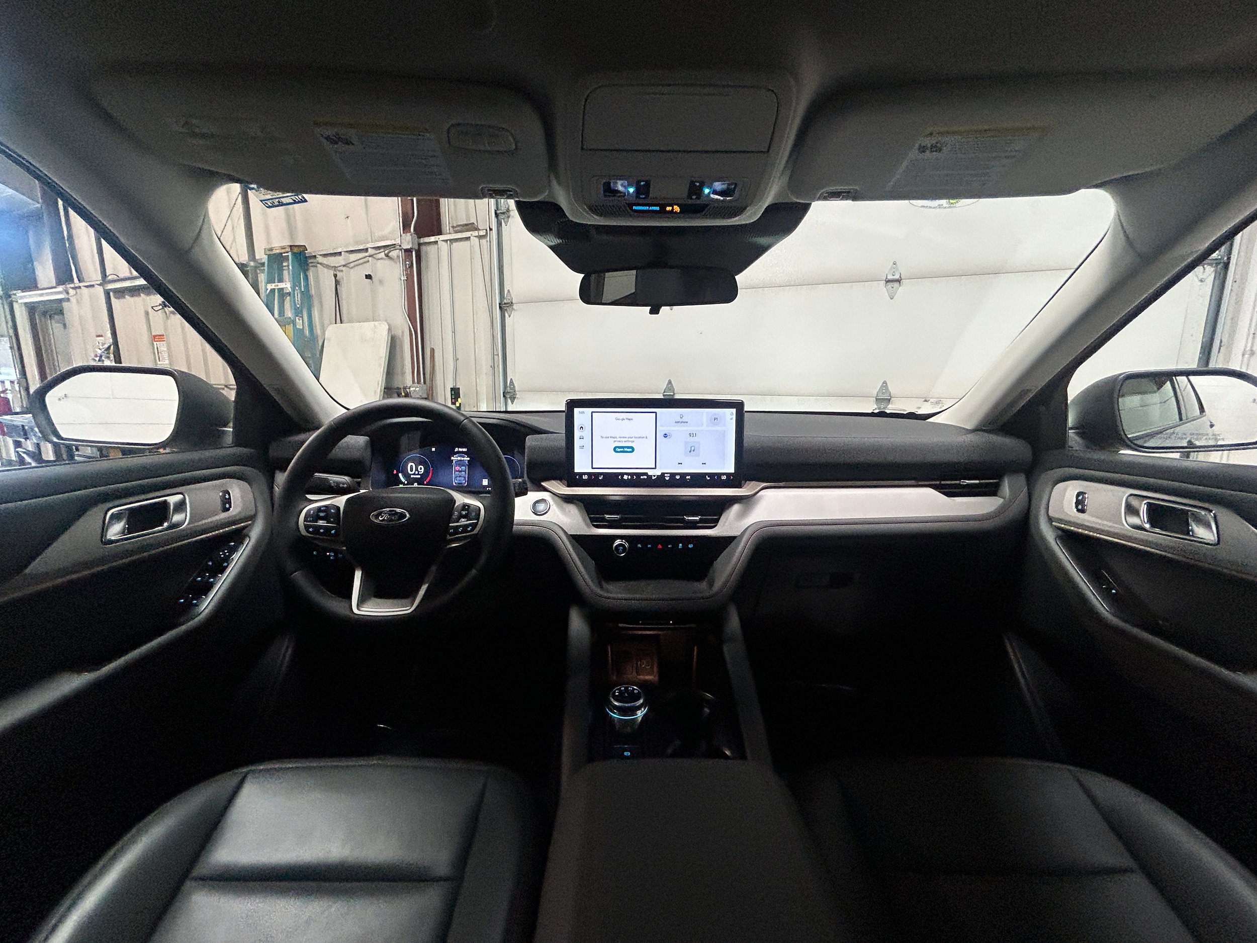 Used 2025 Ford Explorer Active w/ Active Comfort Package AWD/4WD image 4