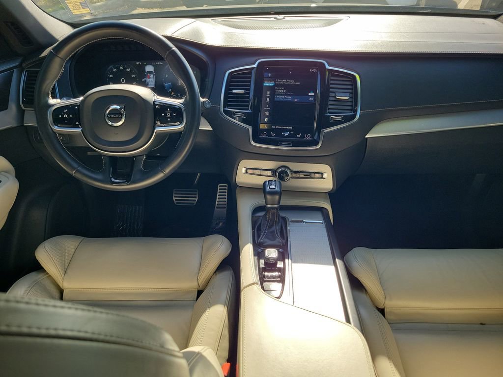 Used 2021 Volvo XC90 T6 R-Design w/ Protection Package Premier image 18