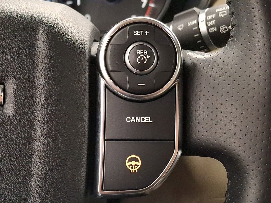 Used 2017 Land Rover Range Rover Sport HSE image 19