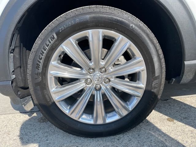 Used 2023 Ford Explorer King Ranch w/ Technology Package image 25