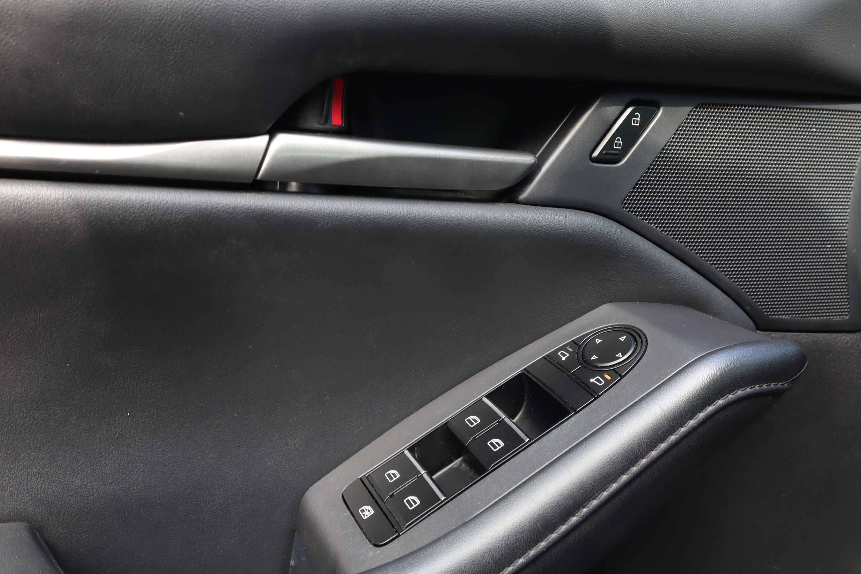 Certified 2022 MAZDA MAZDA3 s image 20