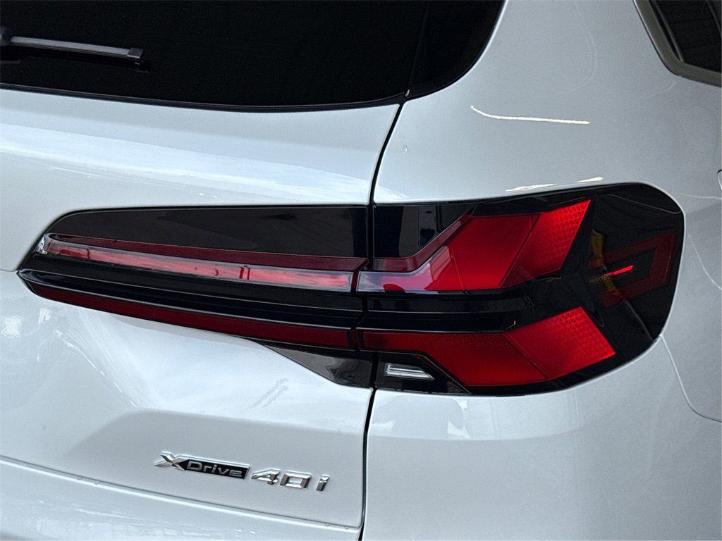 New 2026 BMW X5 xDrive40i image 17