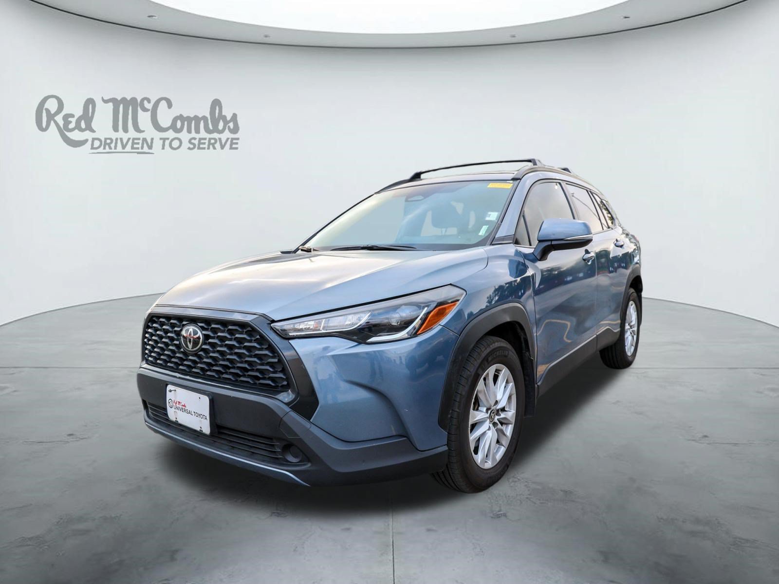 Used 2024 Toyota Corolla Cross LE w/ Moonroof Package FWD image 1