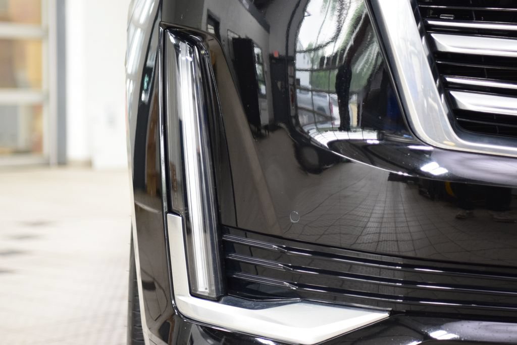 Used 2024 Cadillac Escalade ESV Premium Luxury Platinum AWD/4WD image 14