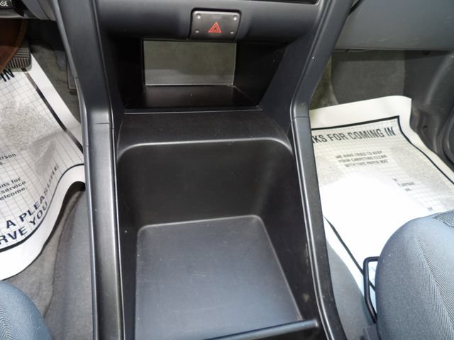Used 2004 Nissan Frontier XE w/ (VTP) Value Truck Pkg RWD image 24